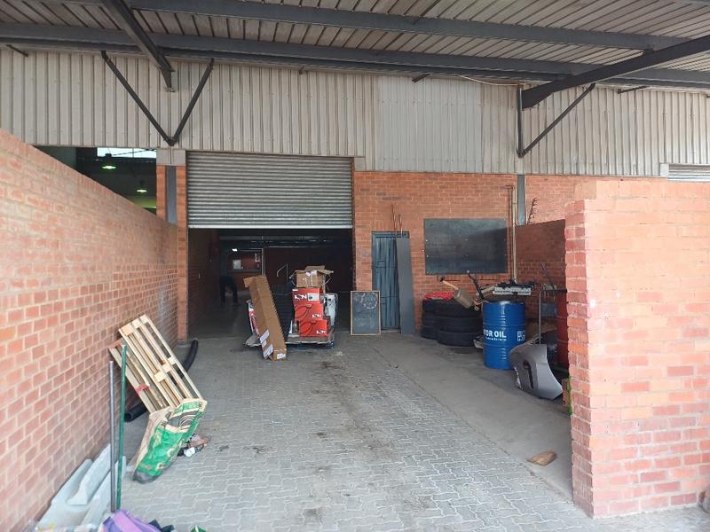 To Let commercial Property for Rent in Hennops Park Industrial Gauteng