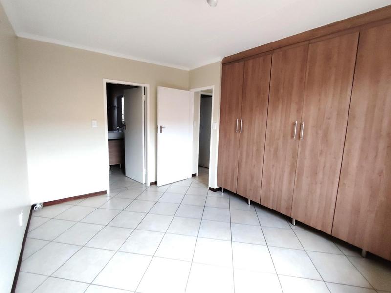 To Let 3 Bedroom Property for Rent in Monavoni Gauteng