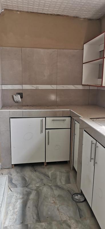 To Let 1 Bedroom Property for Rent in Rosettenville Gauteng