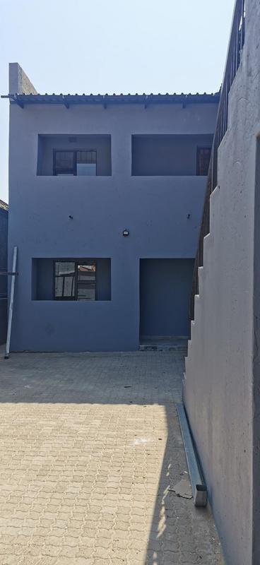 To Let 1 Bedroom Property for Rent in Rosettenville Gauteng