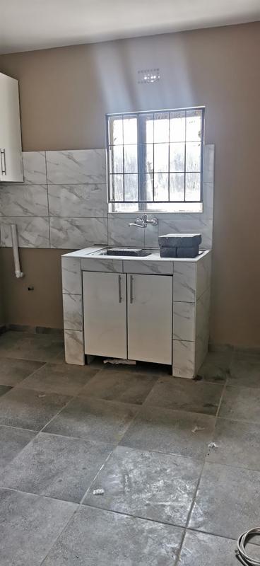 To Let 1 Bedroom Property for Rent in Rosettenville Gauteng