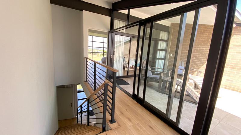 2 Bedroom Property for Sale in Midfield Estate Gauteng