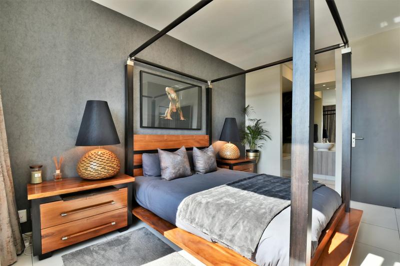 2 Bedroom Property for Sale in Rosebank Gauteng