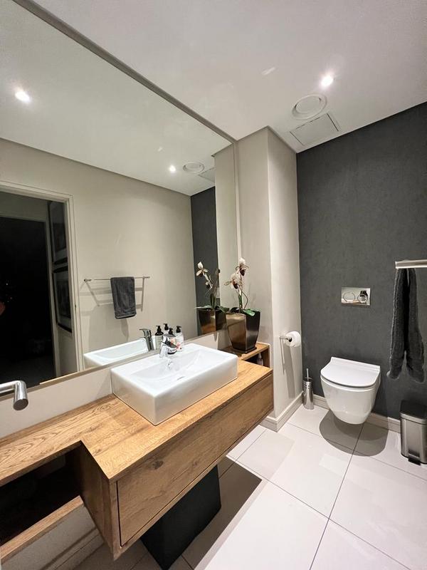 2 Bedroom Property for Sale in Rosebank Gauteng