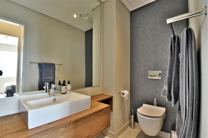 2 Bedroom Property for Sale in Rosebank Gauteng