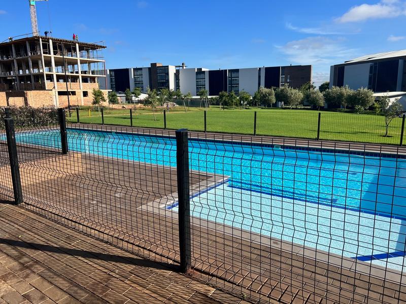 2 Bedroom Property for Sale in Midfield Estate Gauteng