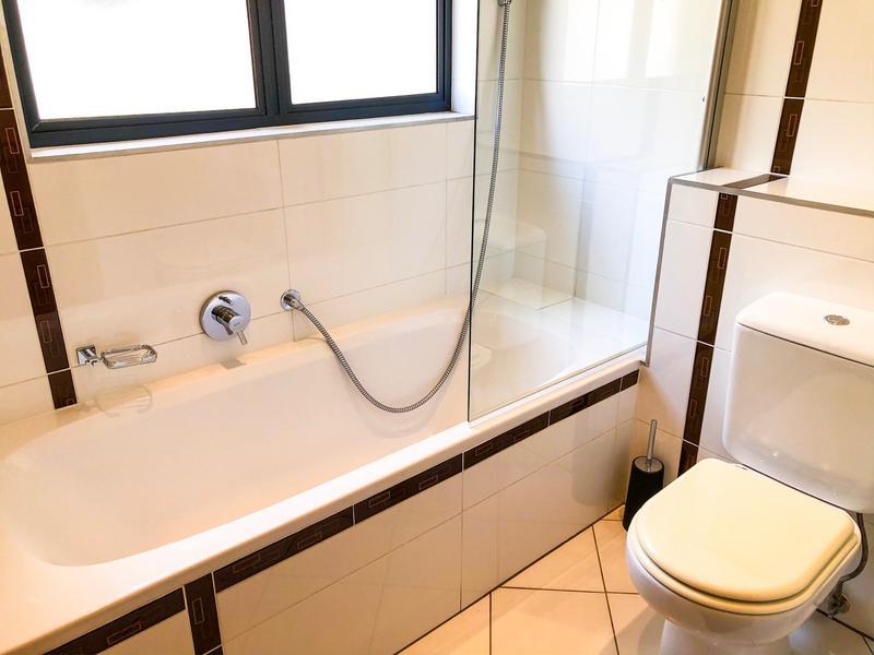 To Let 2 Bedroom Property for Rent in Bedfordview Gauteng
