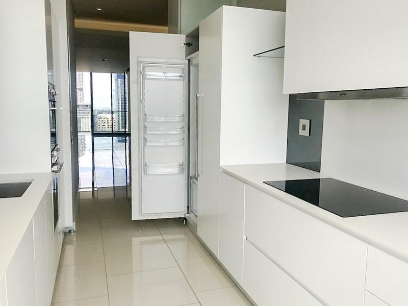 2 Bedroom Property for Sale in Sandhurst Gauteng
