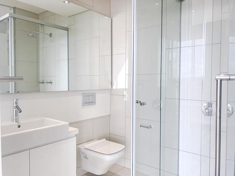 2 Bedroom Property for Sale in Sandhurst Gauteng