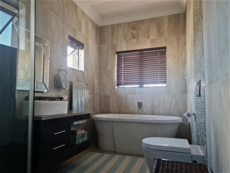 4 Bedroom Property for Sale in Sable Hills Gauteng