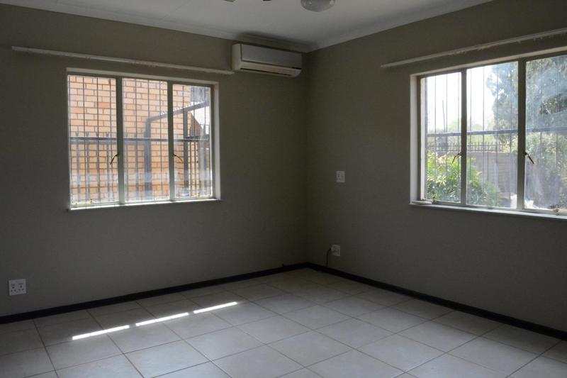 4 Bedroom Property for Sale in Eldorette Gauteng