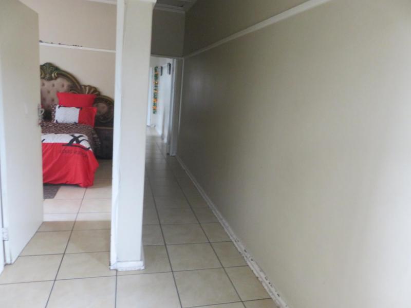 2 Bedroom Property for Sale in Muckleneuk Gauteng