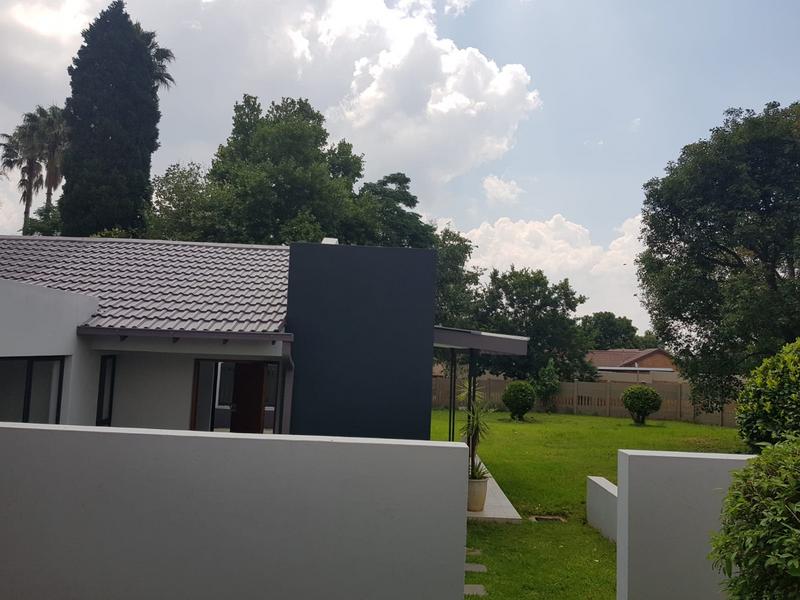 3 Bedroom Property for Sale in Allens Nek Gauteng