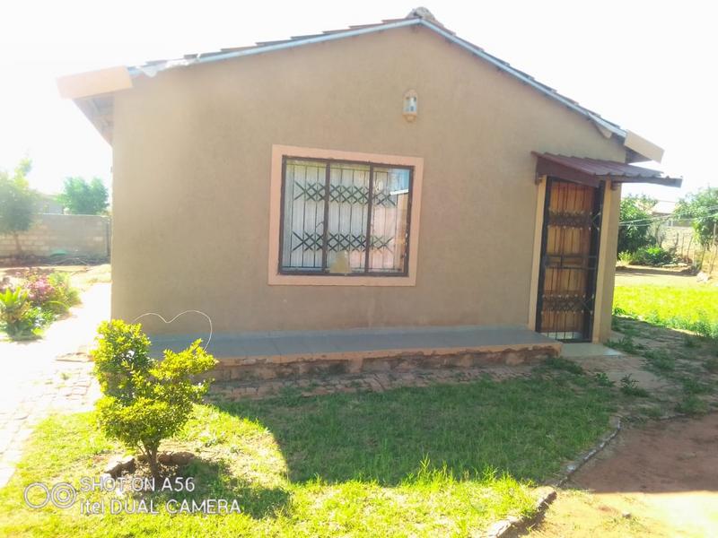 2 Bedroom Property for Sale in Refilwe Gauteng