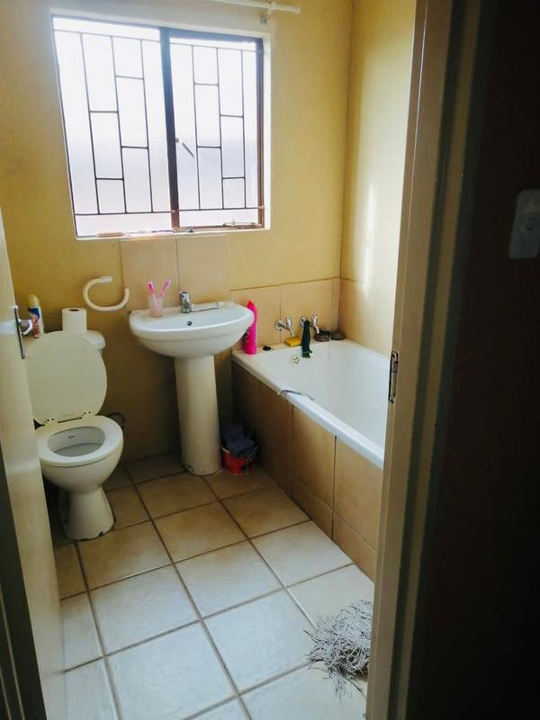 2 Bedroom Property for Sale in Soshanguve East Gauteng
