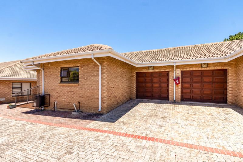 2 Bedroom Property for Sale in Garsfontein Gauteng