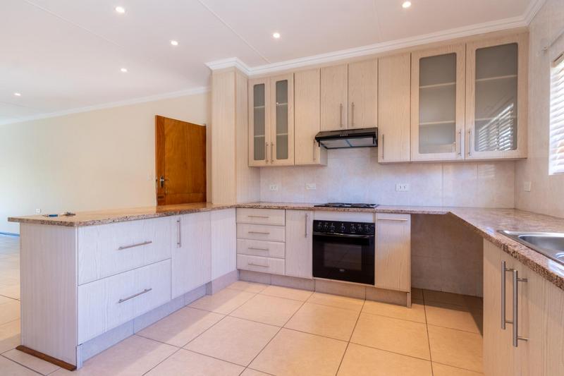2 Bedroom Property for Sale in Garsfontein Gauteng
