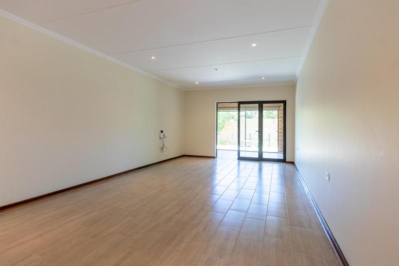2 Bedroom Property for Sale in Garsfontein Gauteng