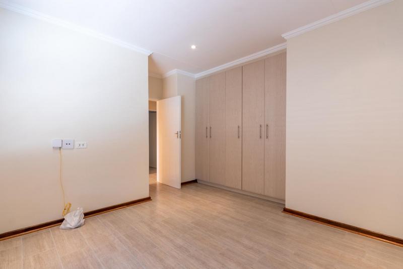 2 Bedroom Property for Sale in Garsfontein Gauteng