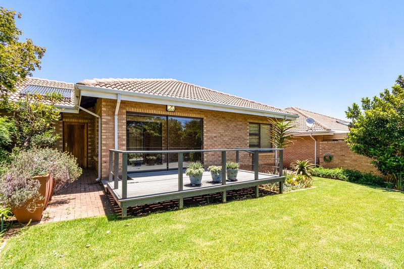 2 Bedroom Property for Sale in Garsfontein Gauteng