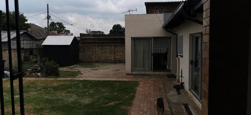 4 Bedroom Property for Sale in Regents Park Gauteng