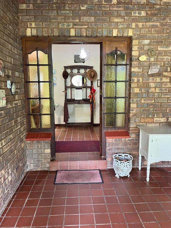 Commercial Property for Sale in Die Hoewes Gauteng