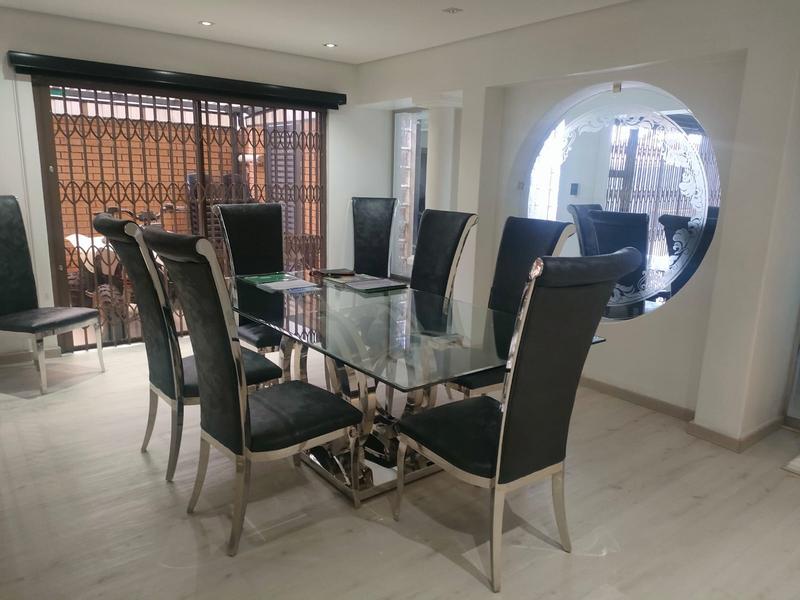 5 Bedroom Property for Sale in Lenasia Gauteng