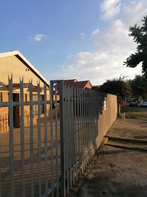 3 Bedroom Property for Sale in Lenasia Gauteng