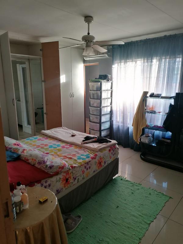 3 Bedroom Property for Sale in Lenasia Gauteng