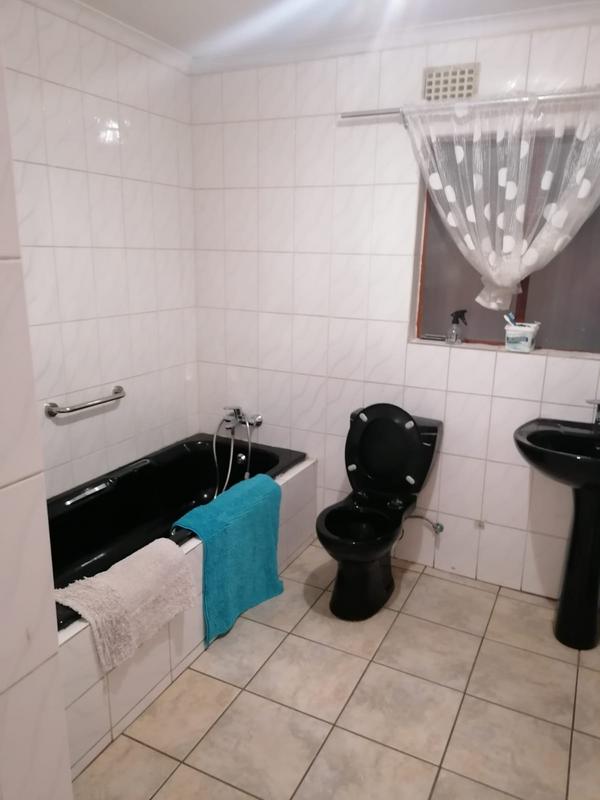 3 Bedroom Property for Sale in Lenasia Gauteng