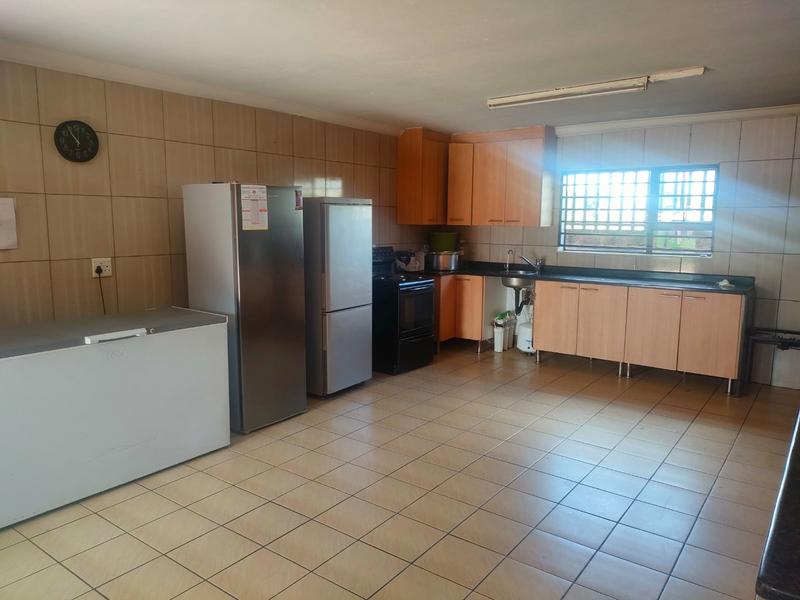 9 Bedroom Property for Sale in Lenasia Gauteng