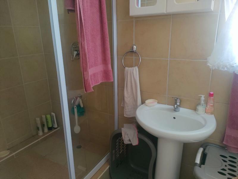 9 Bedroom Property for Sale in Lenasia Gauteng