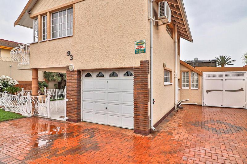4 Bedroom Property for Sale in Lenasia Gauteng