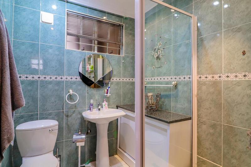 4 Bedroom Property for Sale in Lenasia Gauteng