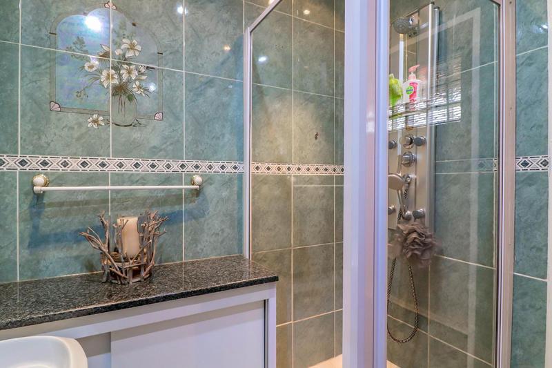 4 Bedroom Property for Sale in Lenasia Gauteng