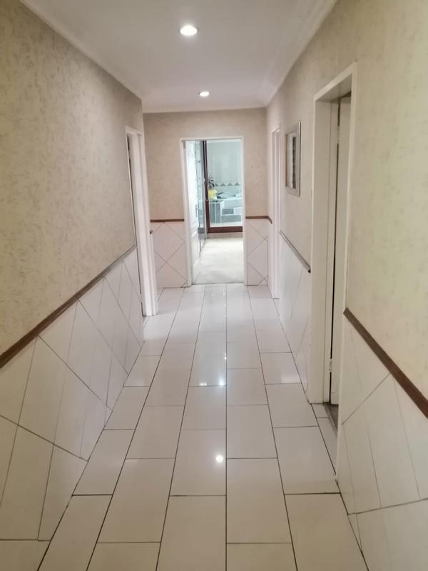 4 Bedroom Property for Sale in Lenasia Gauteng