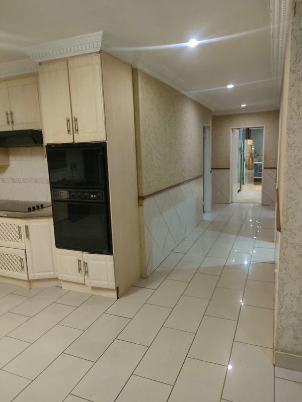 4 Bedroom Property for Sale in Lenasia Gauteng
