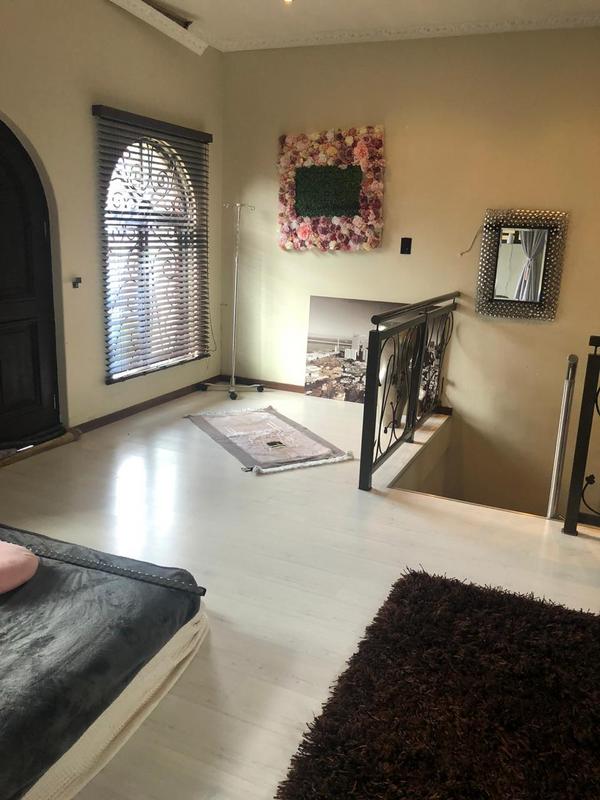 6 Bedroom Property for Sale in Laudium Gauteng