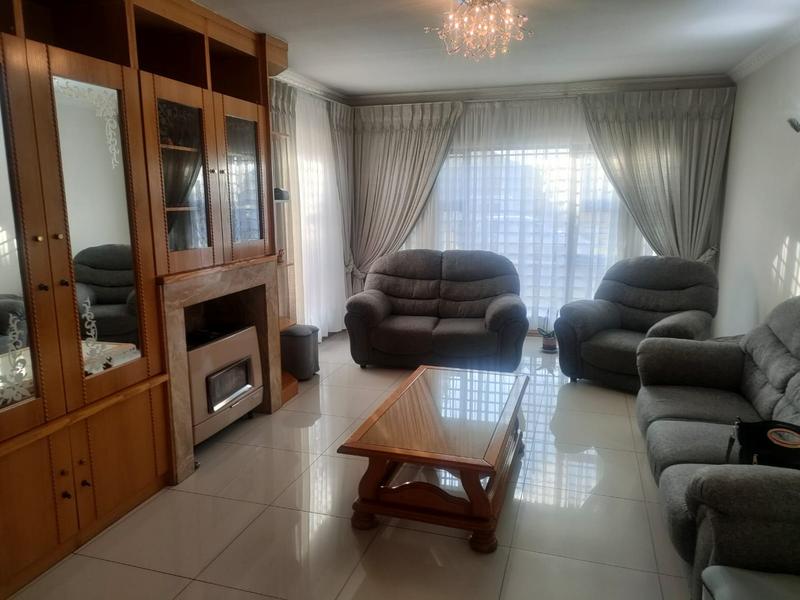 4 Bedroom Property for Sale in Lenasia Gauteng