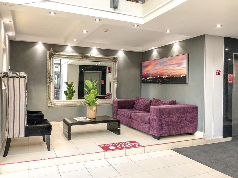 2 Bedroom Property for Sale in Sandton Central Gauteng