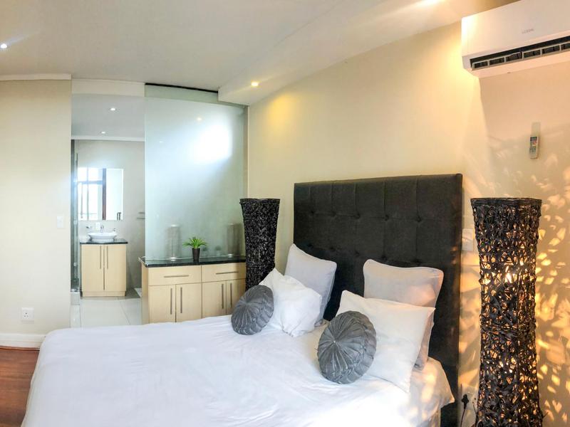 2 Bedroom Property for Sale in Sandton Central Gauteng