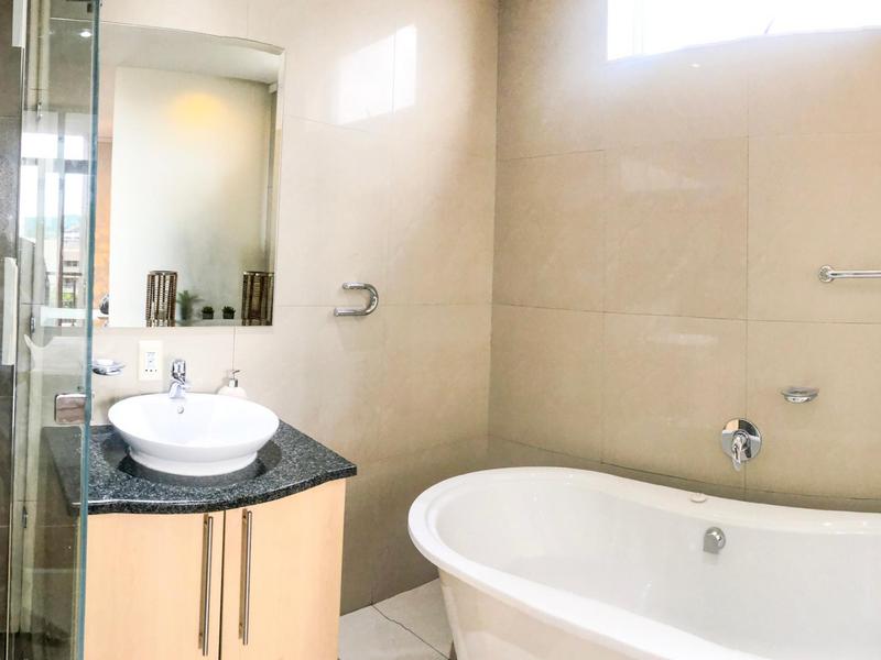 2 Bedroom Property for Sale in Sandton Central Gauteng