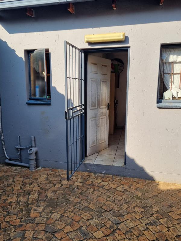 3 Bedroom Property for Sale in Lenasia Gauteng