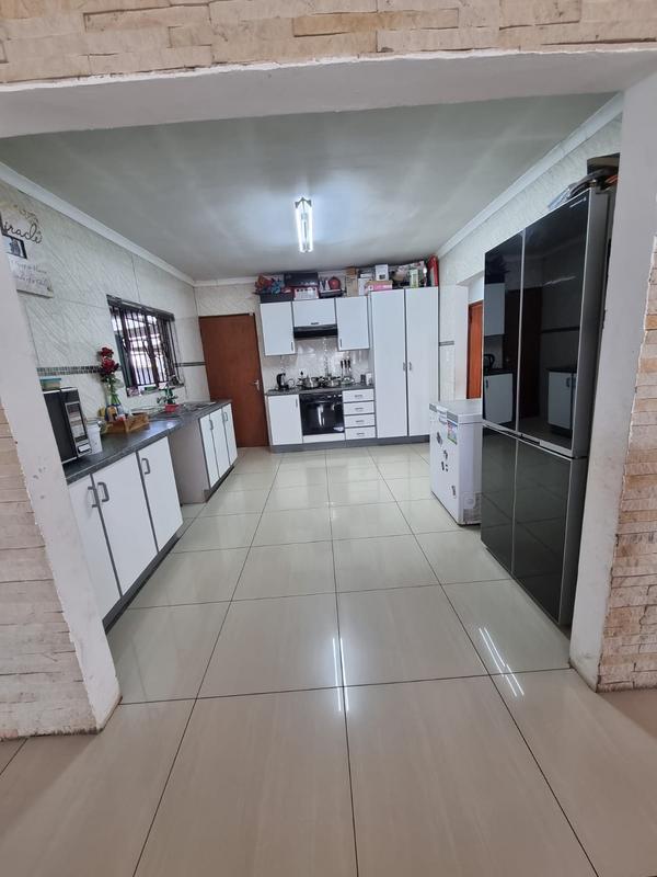 3 Bedroom Property for Sale in Lenasia Gauteng