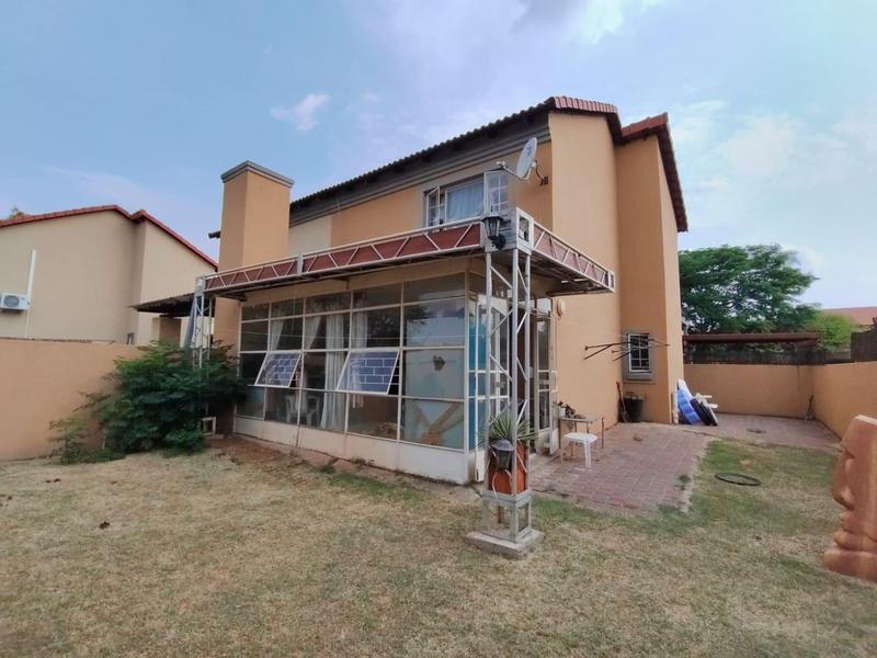 2 Bedroom Property for Sale in Annlin Gauteng