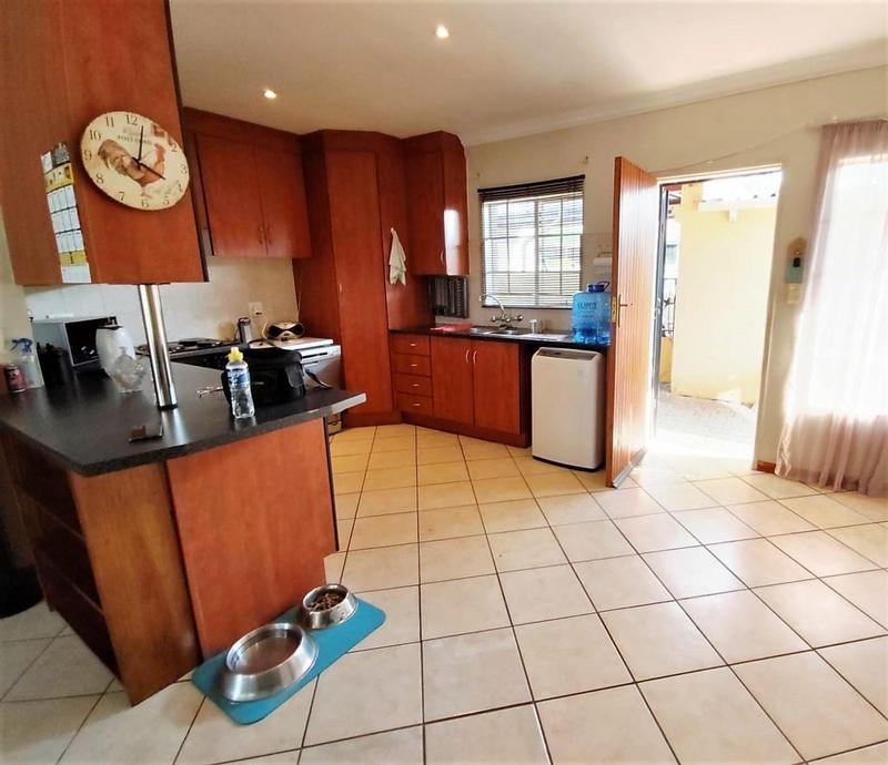 2 Bedroom Property for Sale in Annlin Gauteng