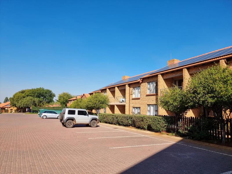 1 Bedroom Property for Sale in Willow Park Manor Gauteng