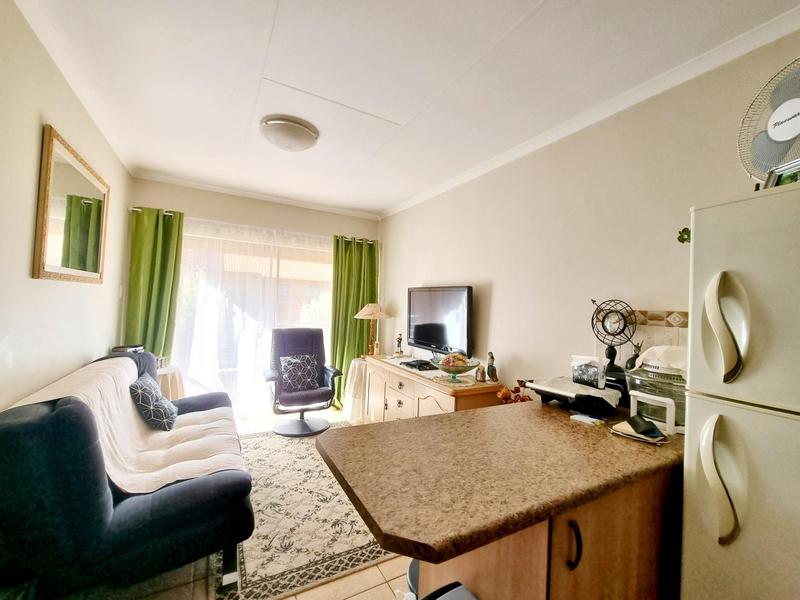 1 Bedroom Property for Sale in Willow Park Manor Gauteng