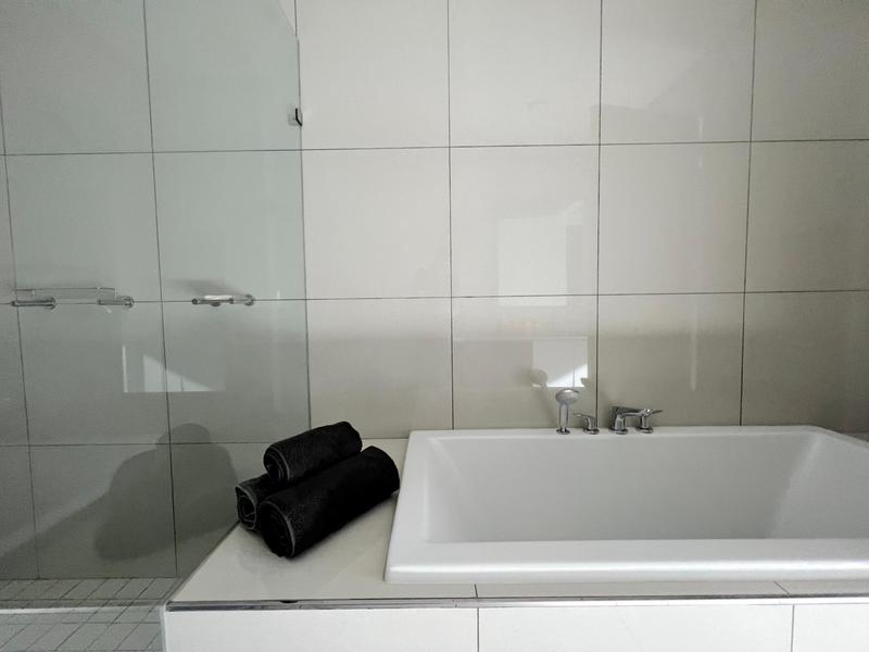 1 Bedroom Property for Sale in Sandton Central Gauteng