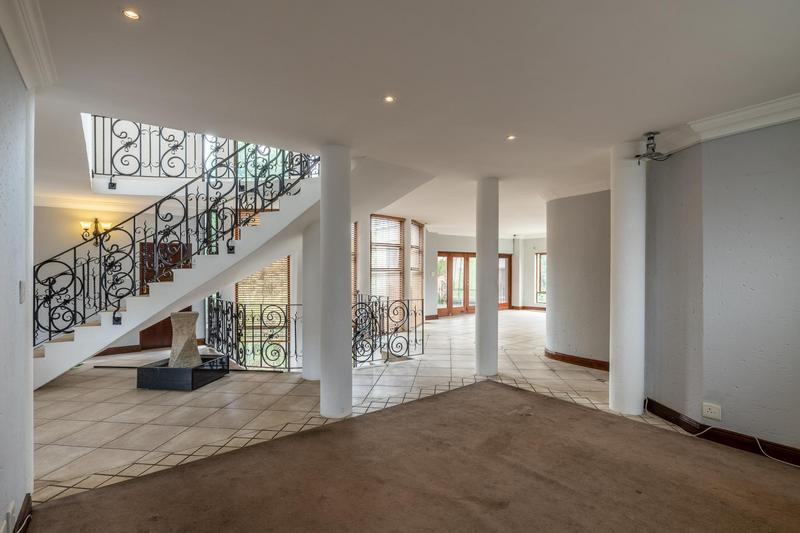 4 Bedroom Property for Sale in Faerie Glen Gauteng